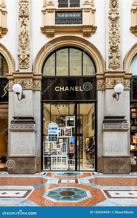 chanel italia milano|Chanel ita.